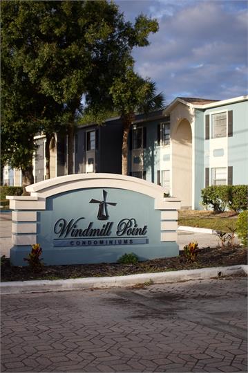2537 North Alafaya Trail unit 69